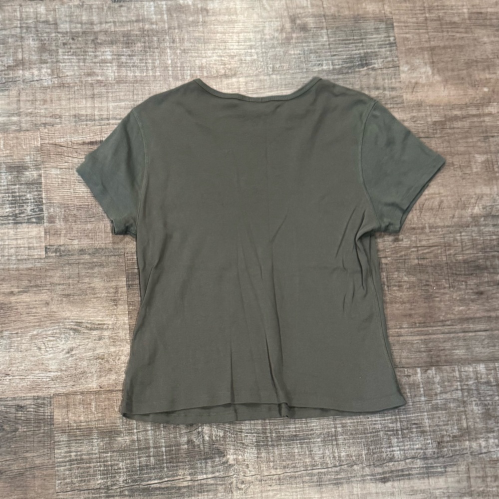 Universal Thread Hip Length T-Shirt - Picture 2 of 3